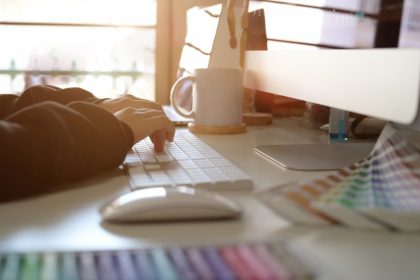 Le design graphique : une compétence incontournable pour réussir dans les métiers du visuel et de la communication